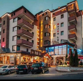 Luxsuzni apartman Tea u zgradi Mujen Luxa